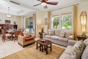 Smart TV, books, printers - Best of Mauna Lani! Clean, Spacious Resort Townhome, Pool/Beach Club!  (KAMUELA)