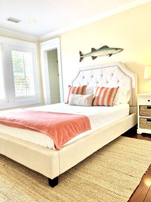 3 bedrooms, iron/ironing board, travel cot, free WiFi