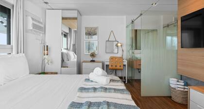 Beachfront | Ocean View | Wi-Fi | Self Check-In