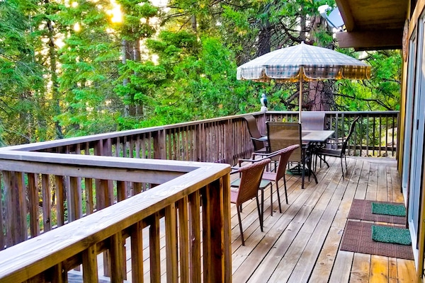 Deck off Living Room for Outdoor Dining, Sunset Views and Peaks of the Lake
