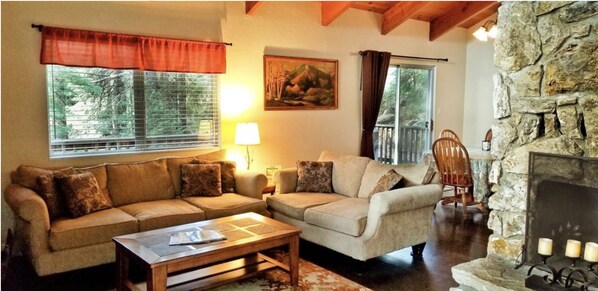 Smart TV, fireplace, Netflix, DVD player