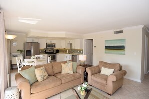 Smart TV, fireplace, DVD player, books