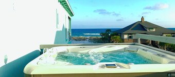  LUXURY at the Beach! 5 Bedrooms & 7 Baths, Pool, Hot tub, Game room.