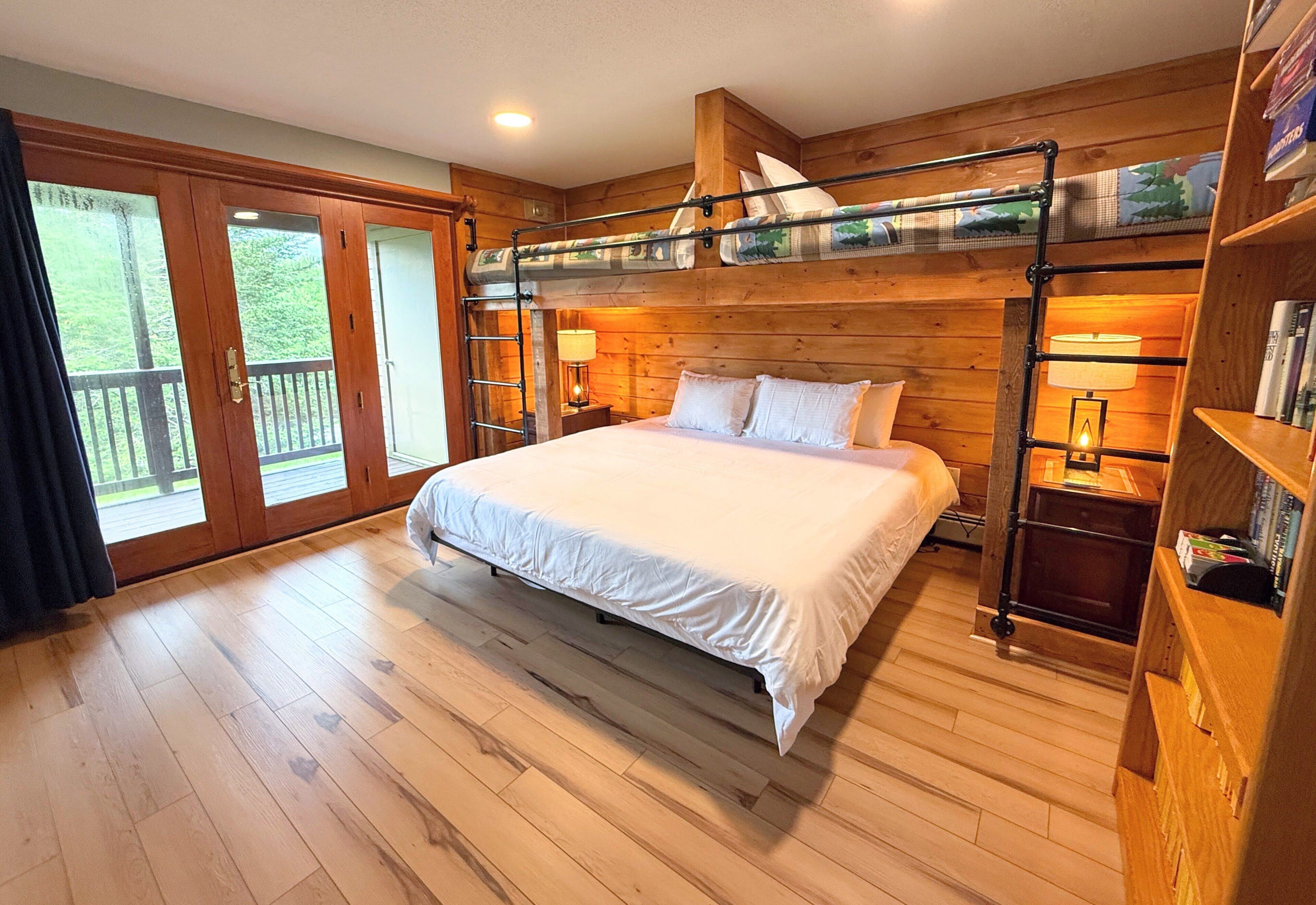 5 quartos, Wi-Fi de cortesia, roupa de cama