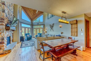 TV, lareira, Netflix, Hulu