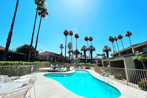 You have access to 3 Pools & Spas. This is the pool next to our Condo (Pool #4)