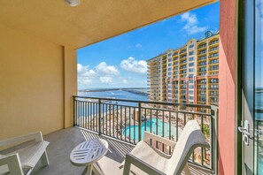 Property grounds - Emerald Grande 603 😎😎 Over the Pool ⛱️⛱️ Beach Serv Included ⛵️⛵️ EV Chargers 🐠⚓️🦀 (Destin)