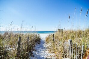 Am Strand, Liegestühle
