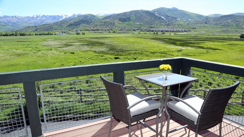 Park City with sweeping views along the Swaner Preserve