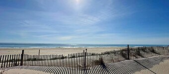 ** Spektakulära hem vid stranden ** Vår / sommar 2020 rabatterade $ 1000 veckan