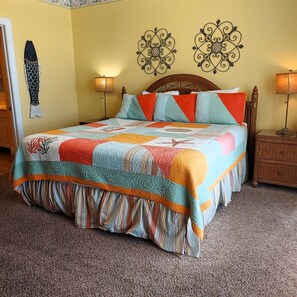 2 soverom, strykejern/-brett, internettilgang og sengetøy