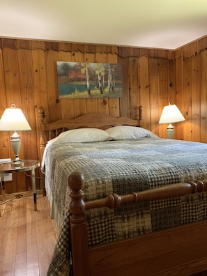 3 Schlafzimmer, Reisekinderbett, kostenloses WLAN, Bettwäsche