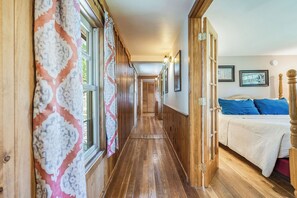 3 chambres, lit parapluie, Wi-Fi gratuit, draps fournis