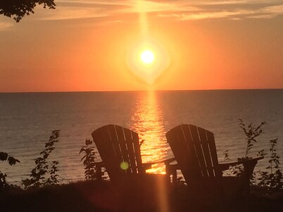 A pie de playa - Cozy Douglas Cottage - Cerca del centro de Saugatuck
