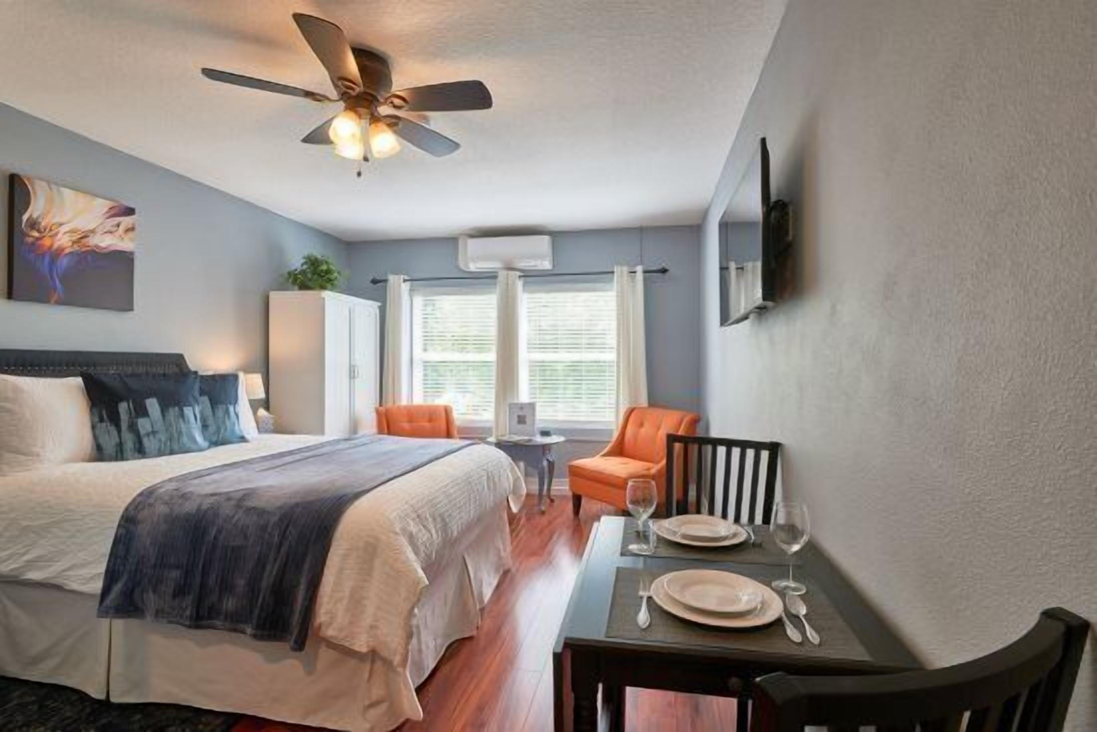 1 bedroom, iron/ironing board, travel crib, free WiFi