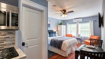 1 bedroom, iron/ironing board, travel crib, free WiFi