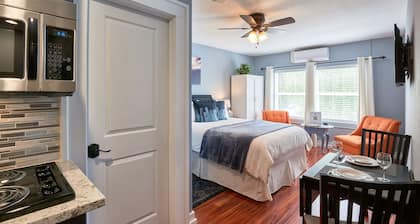 Modern Studio in Downtown Newberg - Suite #2