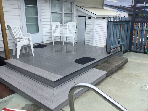 One block to Beach & Town Center Heated Pool Fire Pit Grill Parks 7 cars