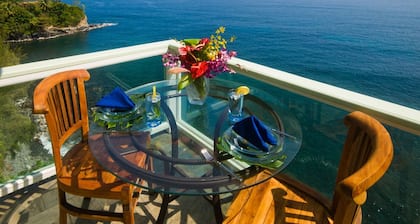 Upea, majesteettinen, merenrantapaikka, jossa vertaansa vailla oleva näkymä. Hilo 2 mailia.