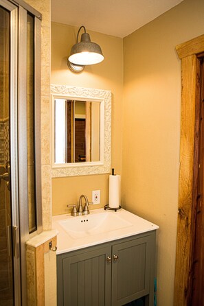 Shower, towels, soap, shampoo