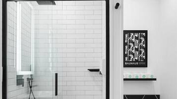 Shower, eco-friendly toiletries, hair dryer, bidet