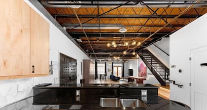 Monitasoinen Downtown Loft w / Private Rooftop Deck (2 korttia Coors Field)