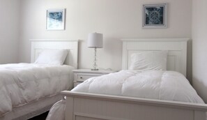 2 Schlafzimmer, Schreibtisch, Bügeleisen/Bügelbrett, WLAN