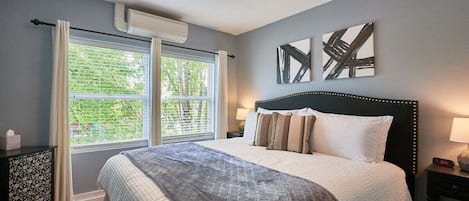 1 bedroom, iron/ironing board, travel cot, free WiFi