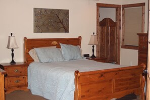 4 Schlafzimmer, Bügeleisen/Bügelbrett, Reisekinderbett, kostenloses WLAN