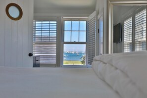 1 chambre, surmatelas, coffres-forts dans les chambres