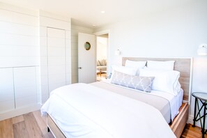 1 chambre, surmatelas, coffres-forts dans les chambres