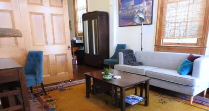 Eclectic Marigny Home ~ Close To galleriat, baarit, kahvilat ja ravintolat