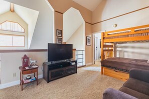 4 chambres, accès au Wi-Fi (inclus), literie fournie