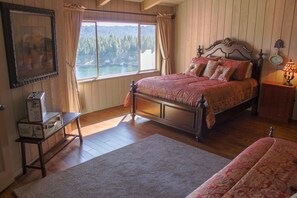 4 Schlafzimmer, Bügeleisen/Bügelbrett, WLAN, Bettwäsche