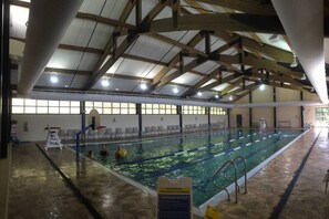 Pool - Fabulous Home Away From Home (Guilford Township)