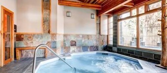 Best Location in Town! Ski-in/Ski-out on Peak 9!