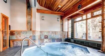 Best Location in Town! Ski-in/Ski-out on Peak 9!