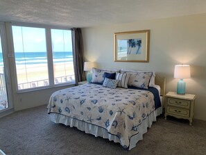 2 makuuhuonetta, silitysrauta/-lauta, vauvan matkasänky, ilmainen Wi-Fi