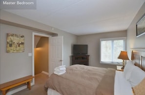 3 chambres, fer et planche à repasser, Wi-Fi gratuit, draps fournis