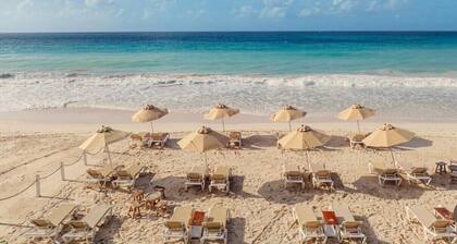 Pene's Place 2Brm Condo. 2 Min Walk To The Beach