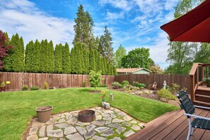 Property grounds - Comfortable & Clean | 2 King Beds | Single Level (Dundee)