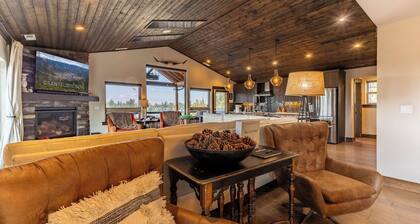 20 acres private ranch with Mountain View’s