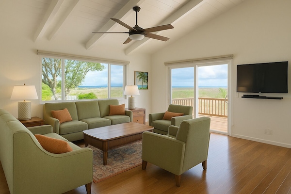 Family-friendly living room with modern decor, entertainment & fast WiFi