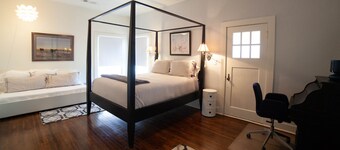 Renovated Adobe One Block From Marfa Courthouse Across From The Hotel Paisano