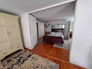 5 chambres, bureau, fer et planche à repasser, Wi-Fi gratuit