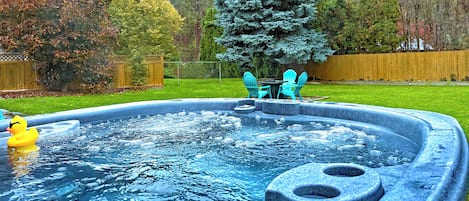 Baignoire à remous extérieure