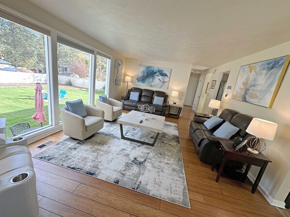 Smart TV, fireplace, DVD player, music library