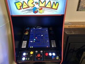 Spielezimmer