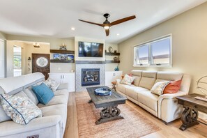 Smart TV, fireplace, video games, DVD player