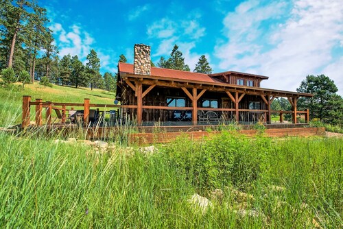 Beautiful Custom Timber Frame Cabin in beautiful Spring Creek Canyon!
